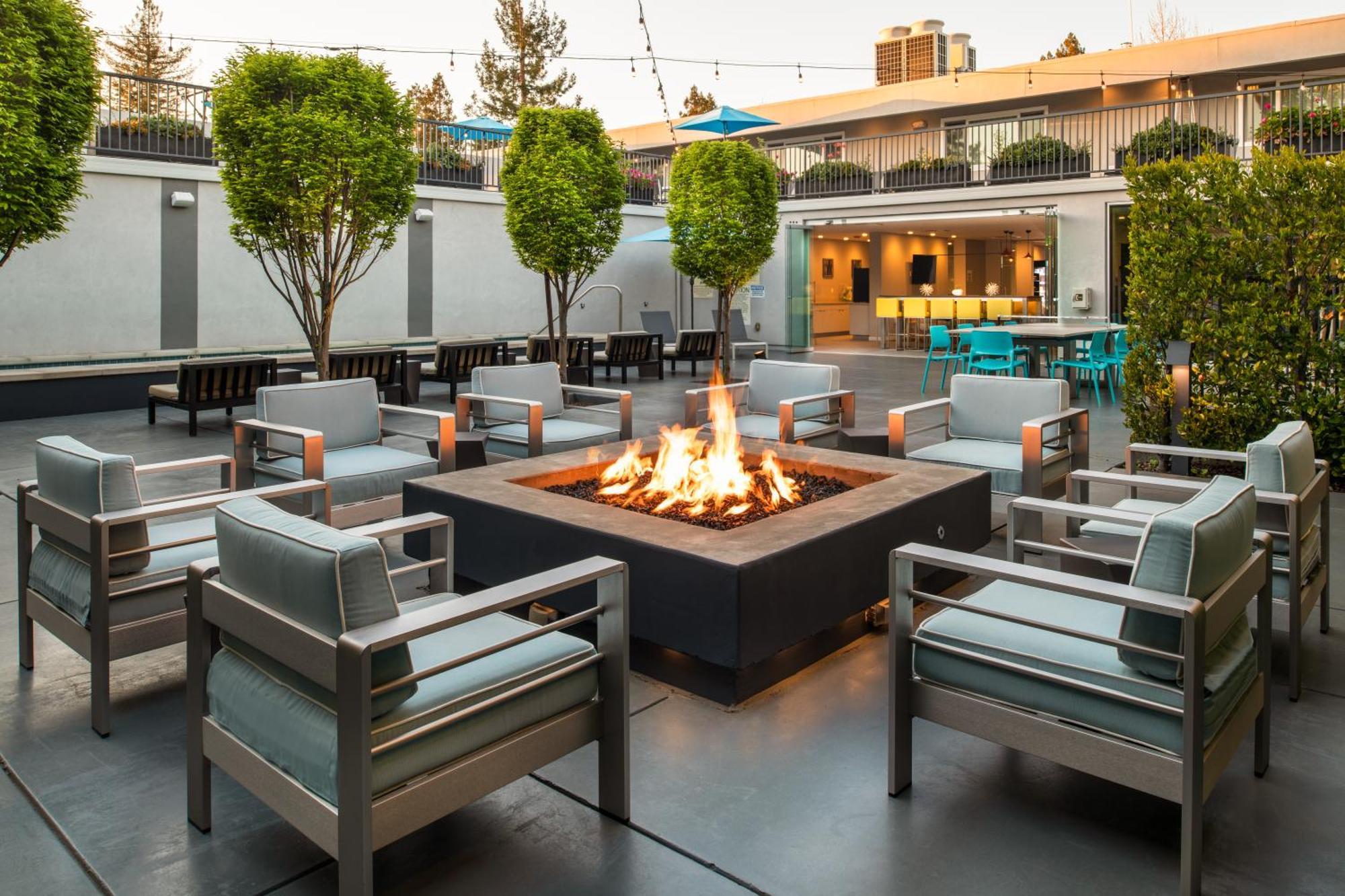 Hotel Lucent Menlo Park Luaran gambar